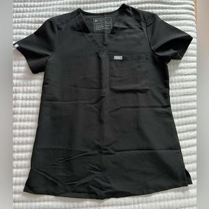 FIGS Black scrub top